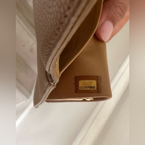 Chanel Caviar Leather Kiss Lock Wallet - Picture 4 of 17